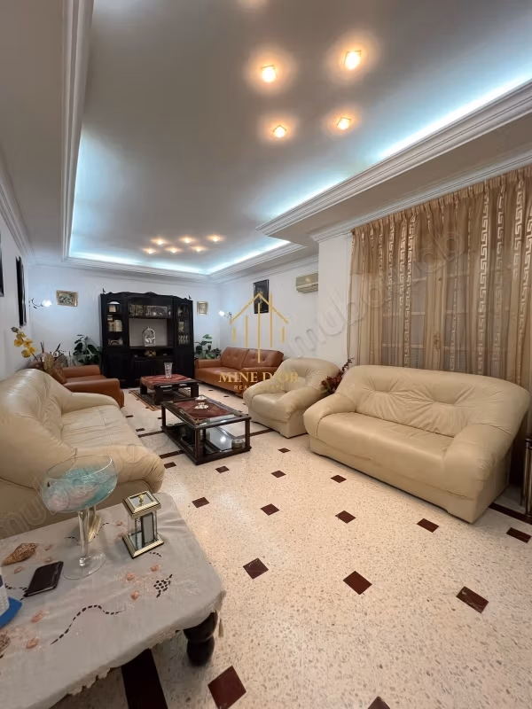 À Vendre une Villa sur deux niveaux à Mnihla