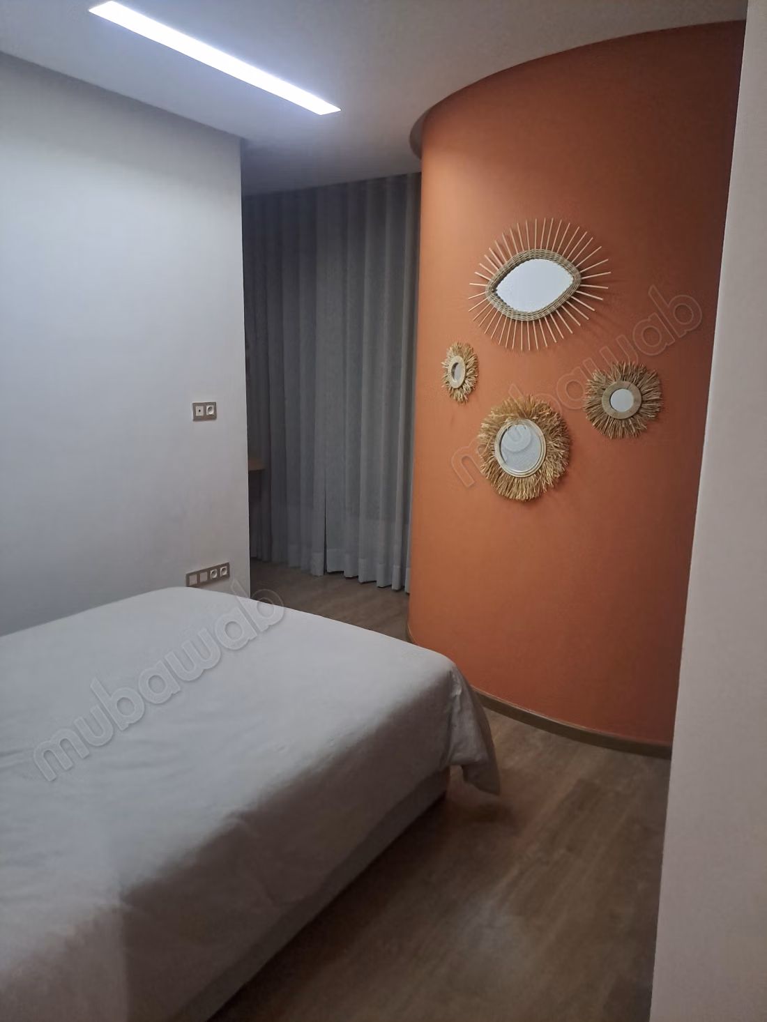 Apt HS Meublé quasi neuf á louer á oasis 
Rte Jadida