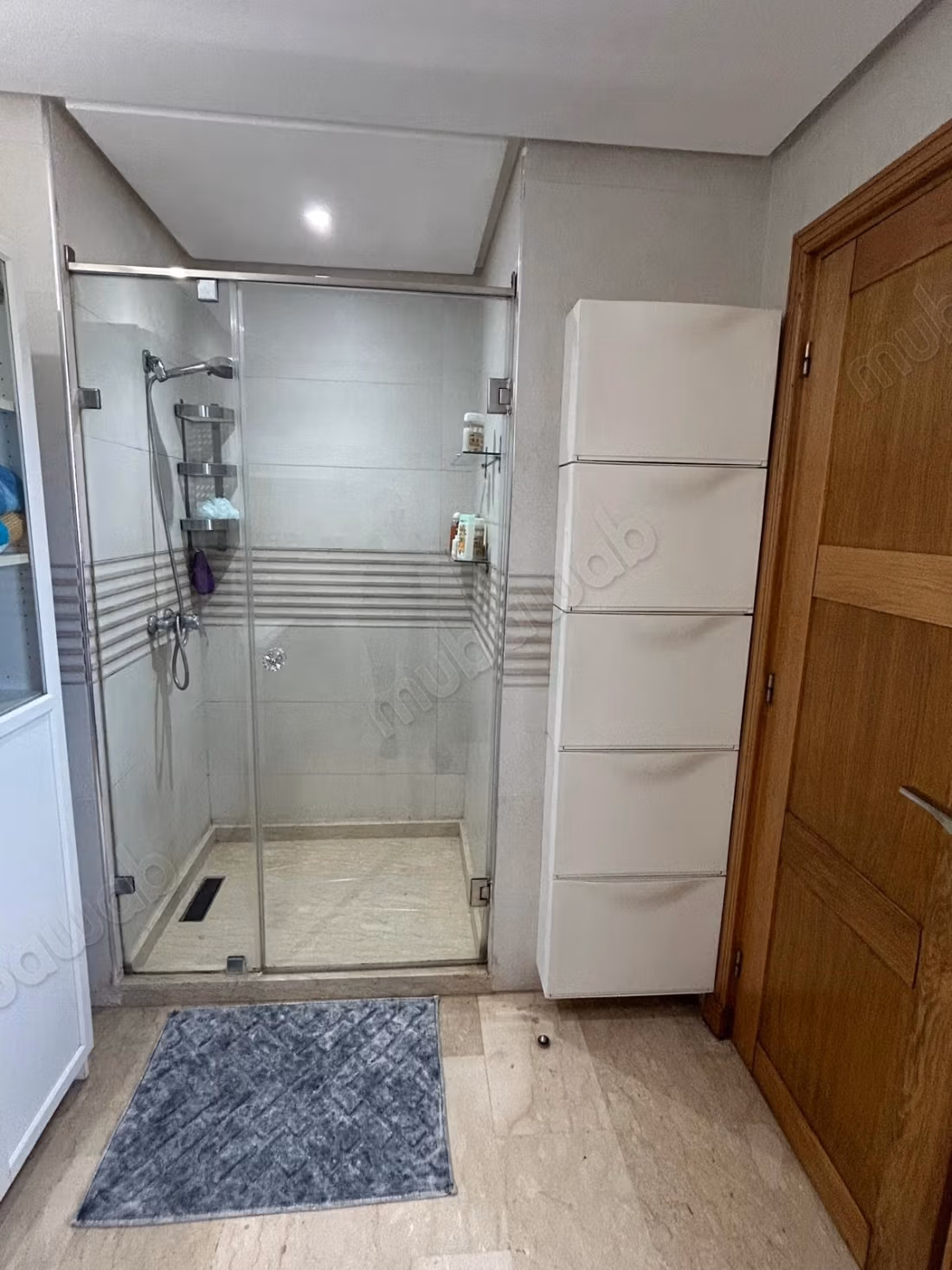 Superbo appartamento in affitto a Oasis. 2 camere confortevoli. Arredato