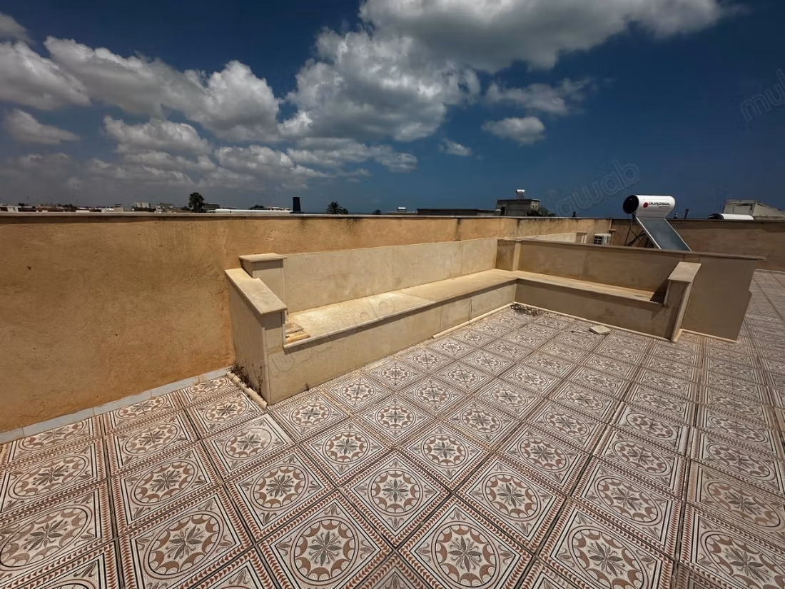 A vendre une villa jumelee a raoued plage