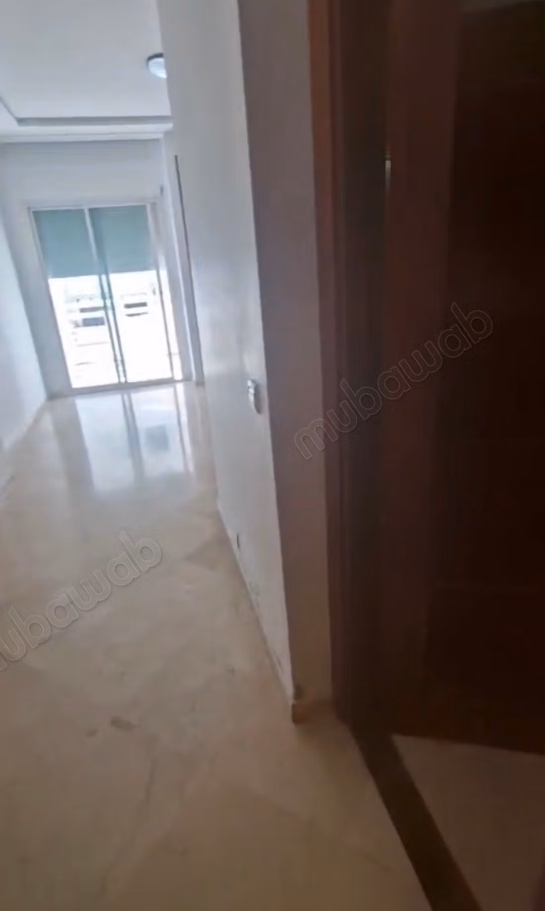Appartamento con terrazza in affitto a Triangle d'Or. 2 camere da letto. Parcheggio e terrazza