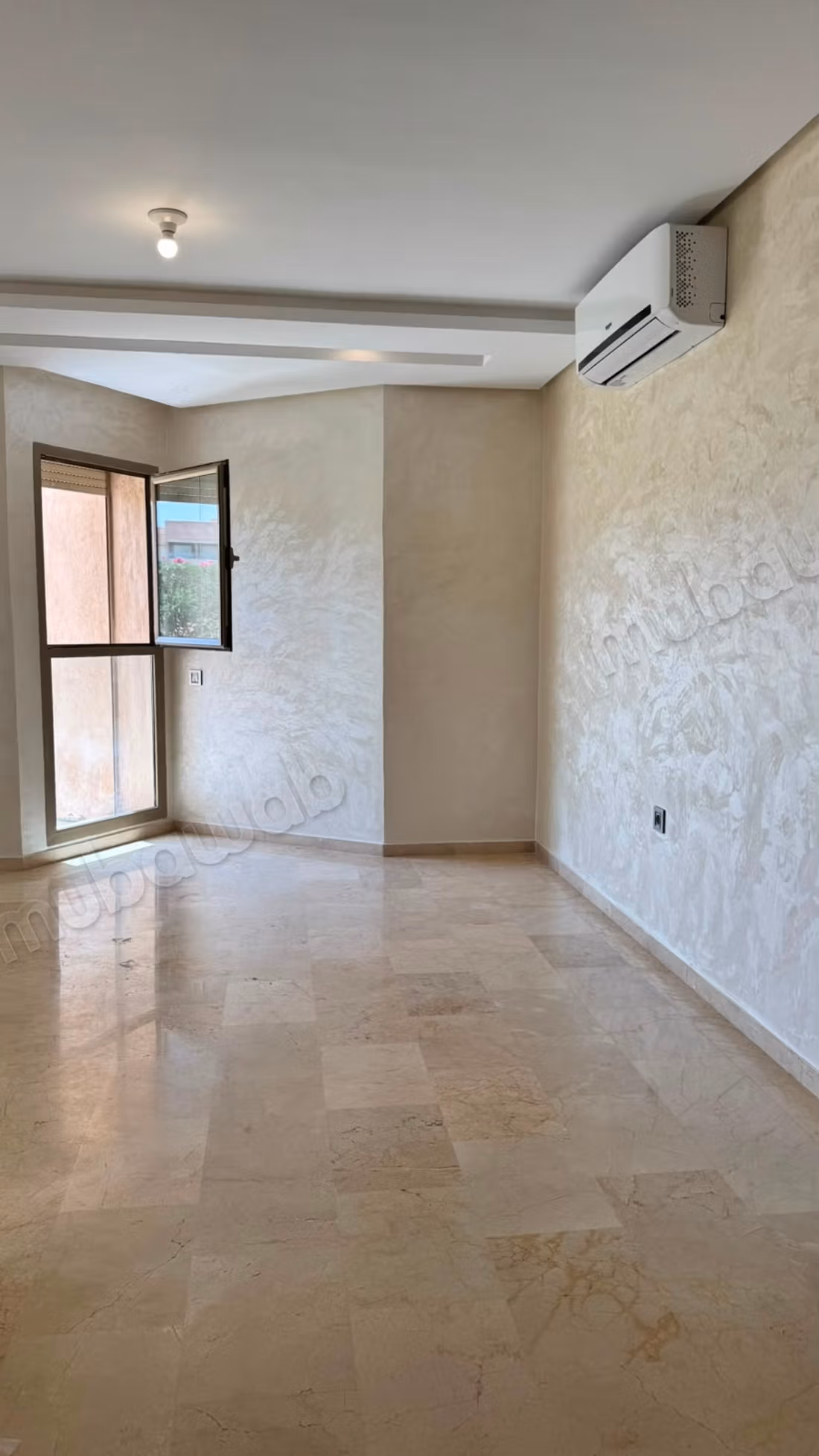 In affitto – Appartamento non arredato a Prestigia Agate