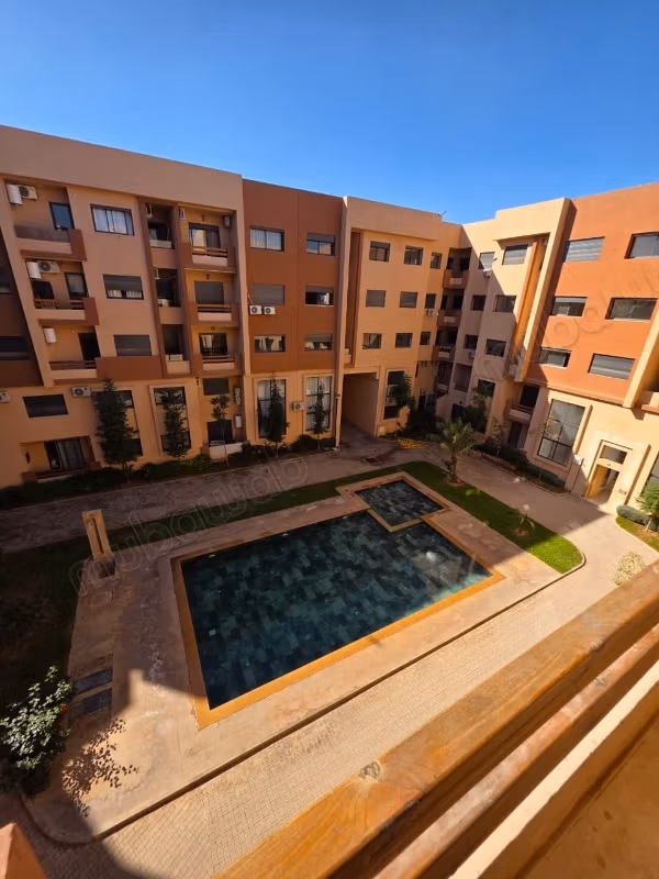 Charmant appartement vide à semlalia