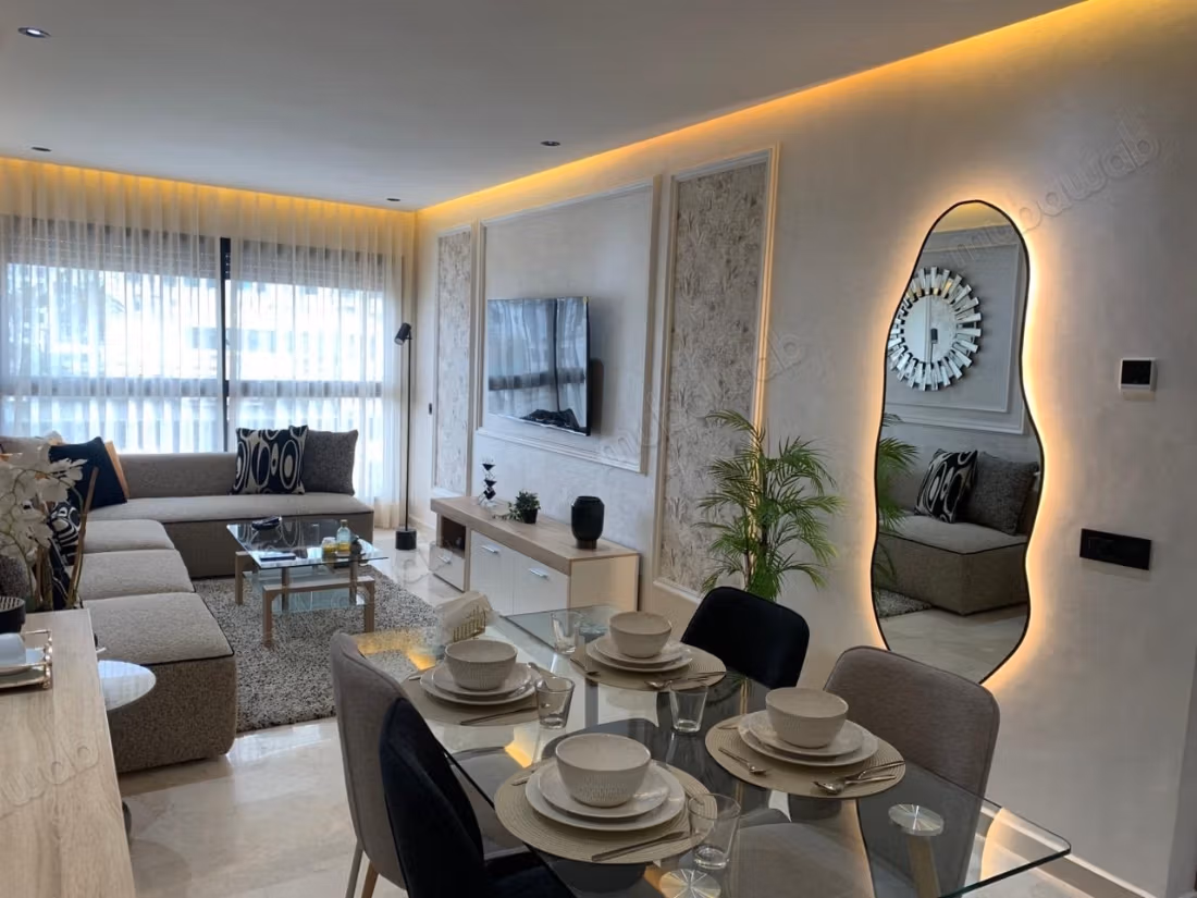 Studio moderne luxueux et calme