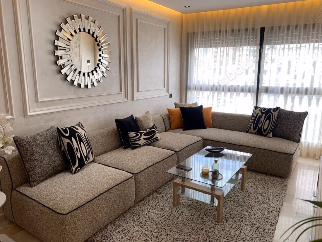 Studio moderne luxueux et calme