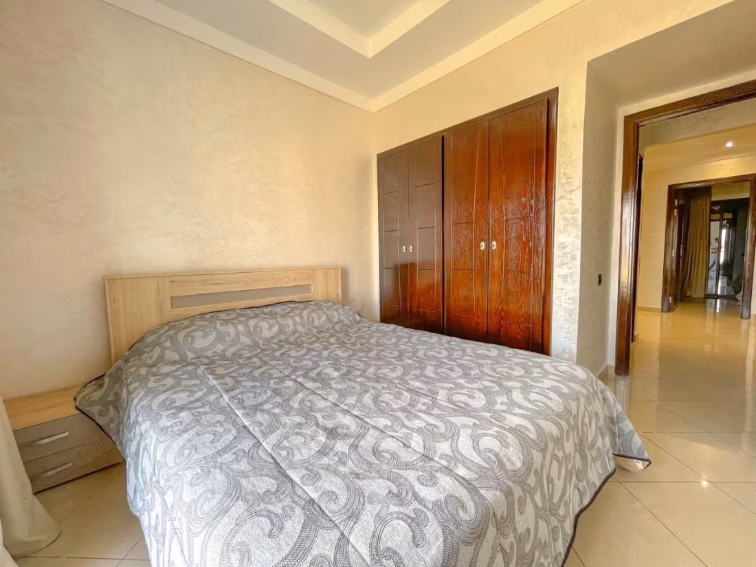 Location d'un appartement à Dar Bouazza. Surface de 100 m². Bien meublé