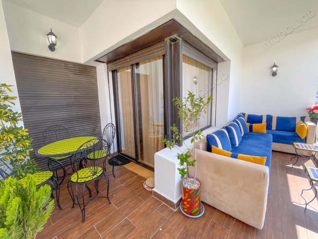 Location d'un appartement à Dar Bouazza. Surface de 100 m². Bien meublé