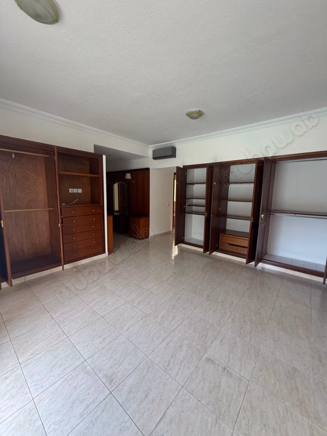 Villa di 2000m² in affitto a Souissi RABAT