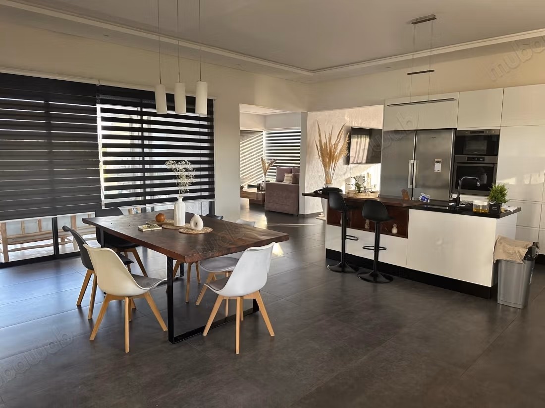 Villa con Piscina Riscaldata, Jacuzzi e Hamman