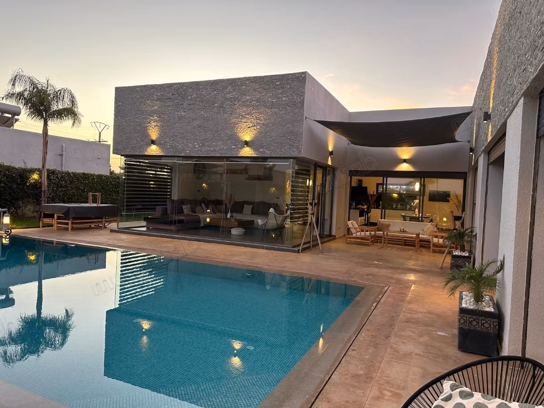 Villa con Piscina Riscaldata, Jacuzzi e Hamman