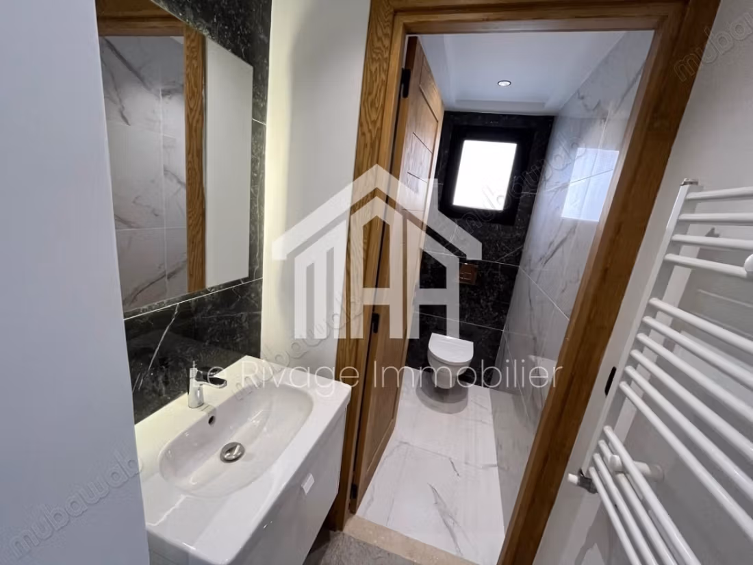 Un grand appartement S3 avec grand terrasse