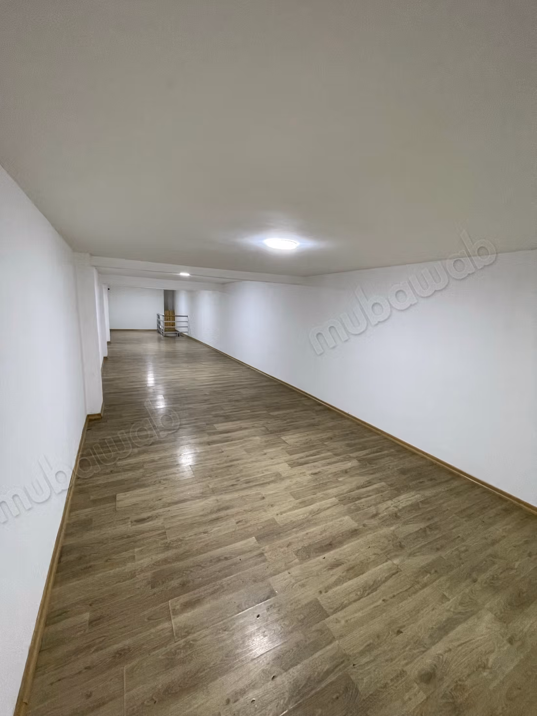 2 commerciële winkels te koop 170m2 Hay Atlas