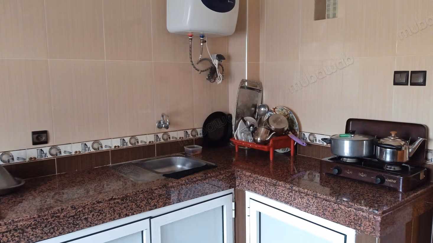 Appartamenti in affitto a Moulay Yacoub. 3 camere eccellenti. Parabola e sicurezza.