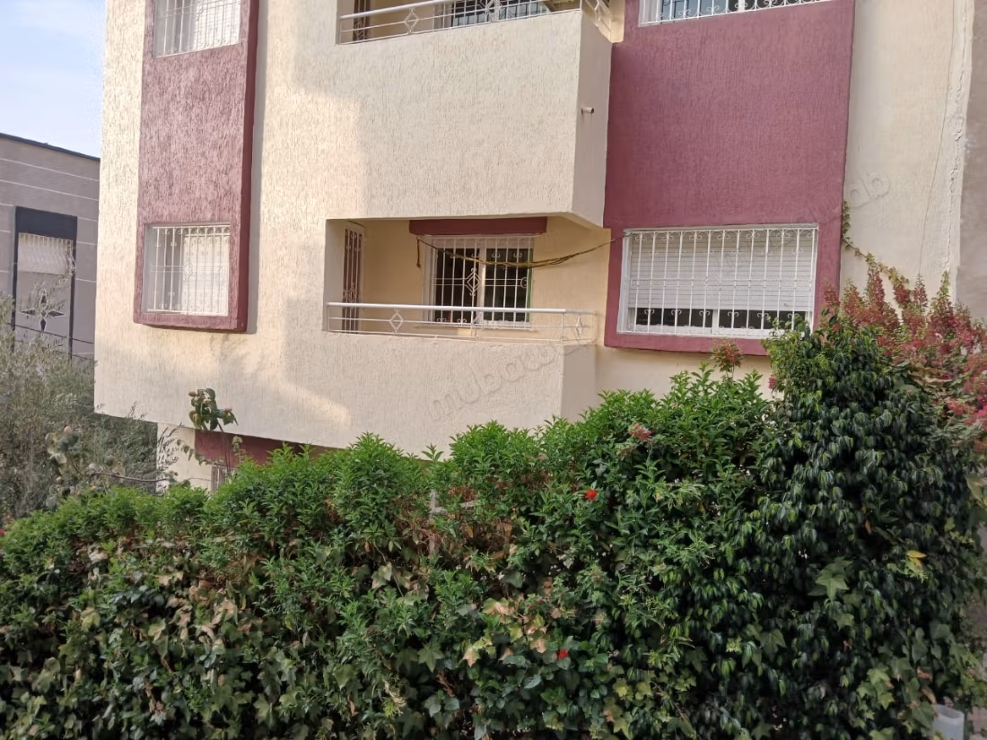 Appartamenti in affitto a Moulay Yacoub. 3 camere eccellenti. Parabola e sicurezza.