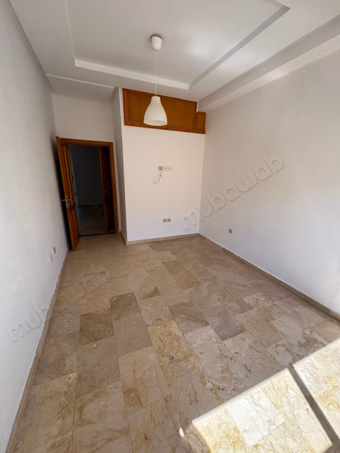 Beautiful empty apartment for rent 3 bedrooms in Bourgogne