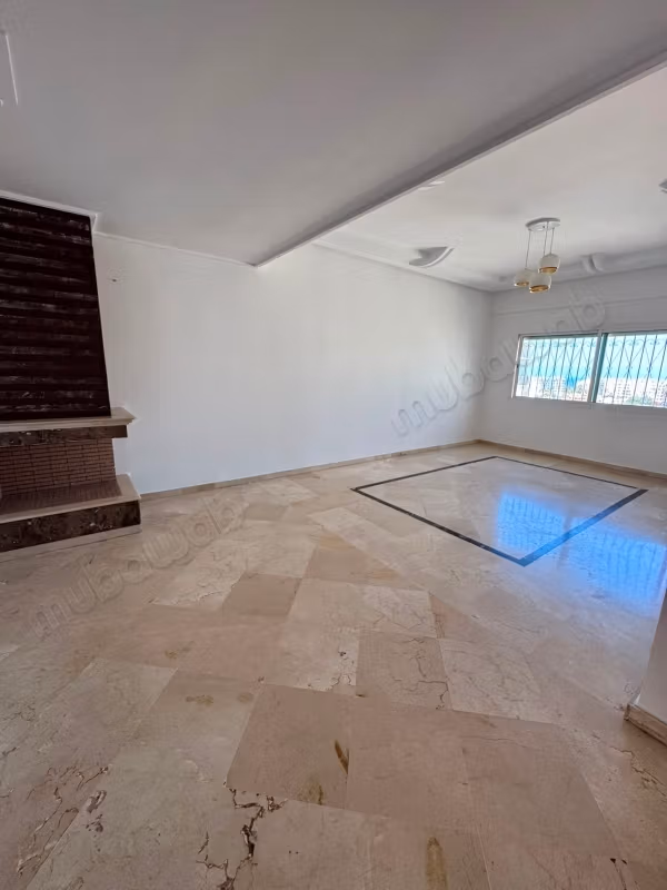 Bel appartement vide à louer 3 chambre à Bourgogne