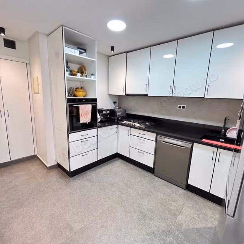 Appartement 136 m² à Les Hôpitaux — 10