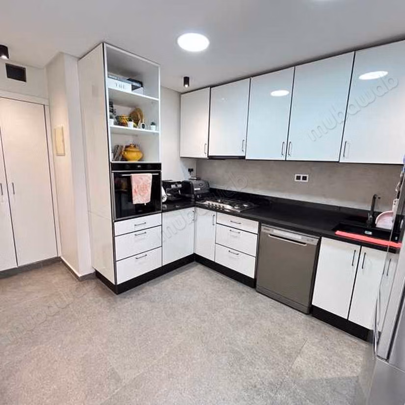 Apartment for Sale of 167.0 m² in Casablanca, Hospitals