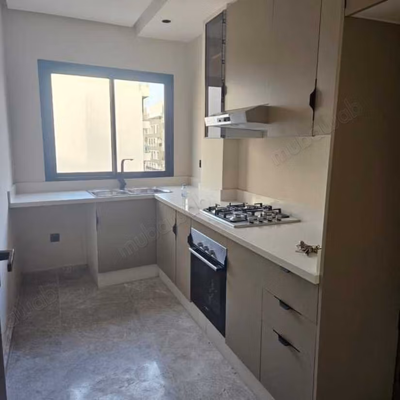Appartamento in Affitto di 71.0 m² a Casablanca, Ospedali