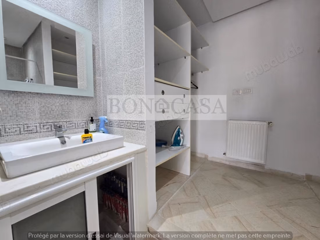 Etage de villa S3 vide/meublé à louer à la Marsa