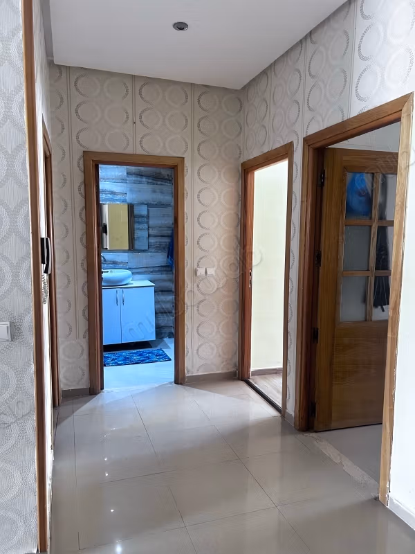 Très bel appartement en location à Hay najah 
Said haji. 2 chambres agréables. Meublé