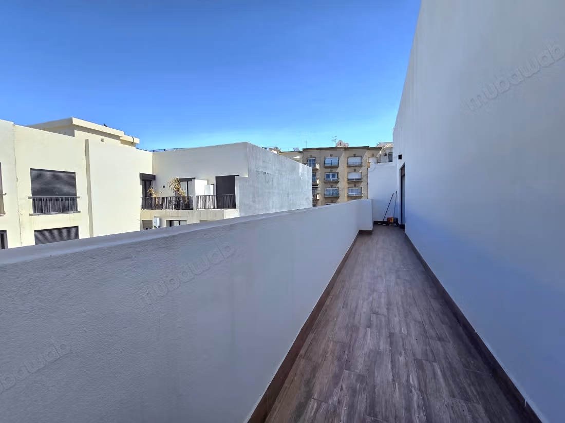 Appartement te huur in Bourgogne Ouest. Oppervlakte van 60 m². Gemeubileerd