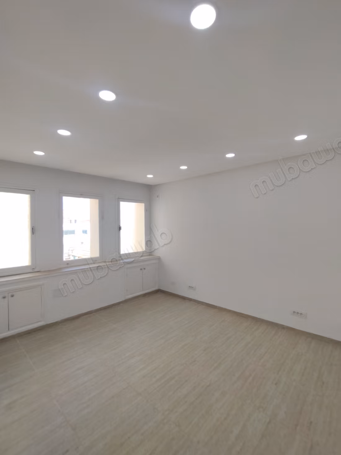 Bureau rénové a louer