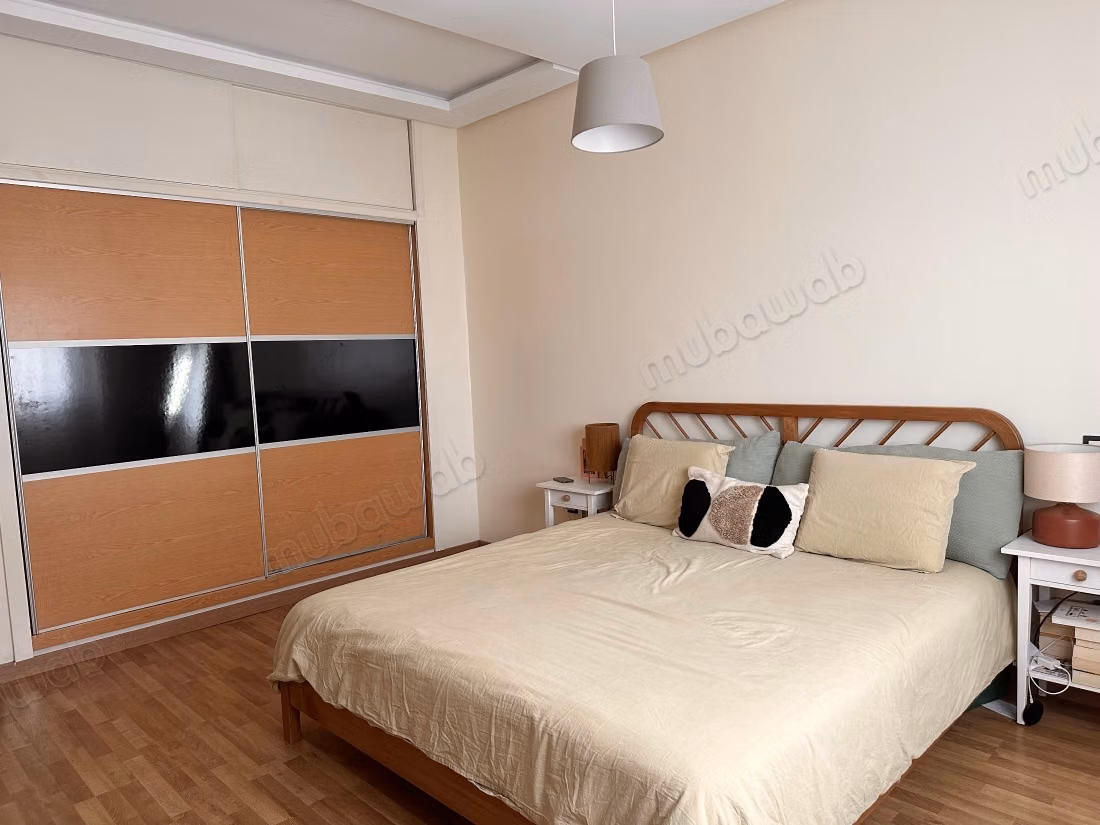 Apartamento espacioso y luminoso de 115 m² en Belvédère