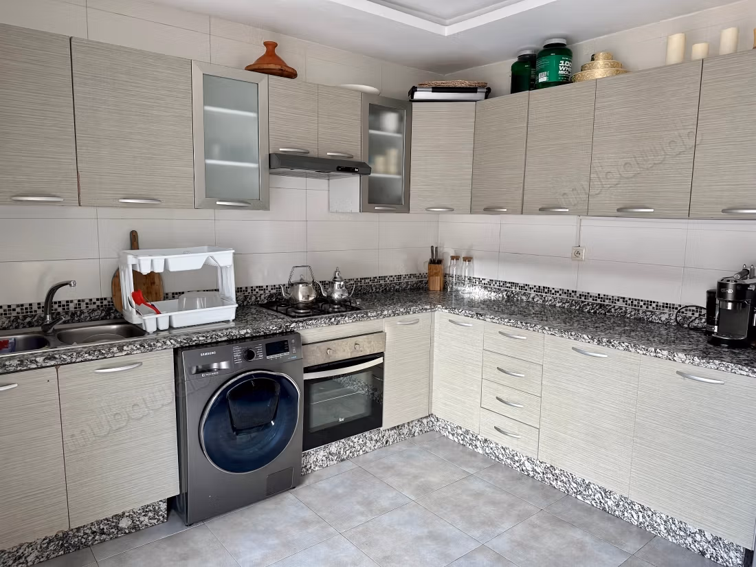 Spacious and bright 115m² apartment in Belvédère
