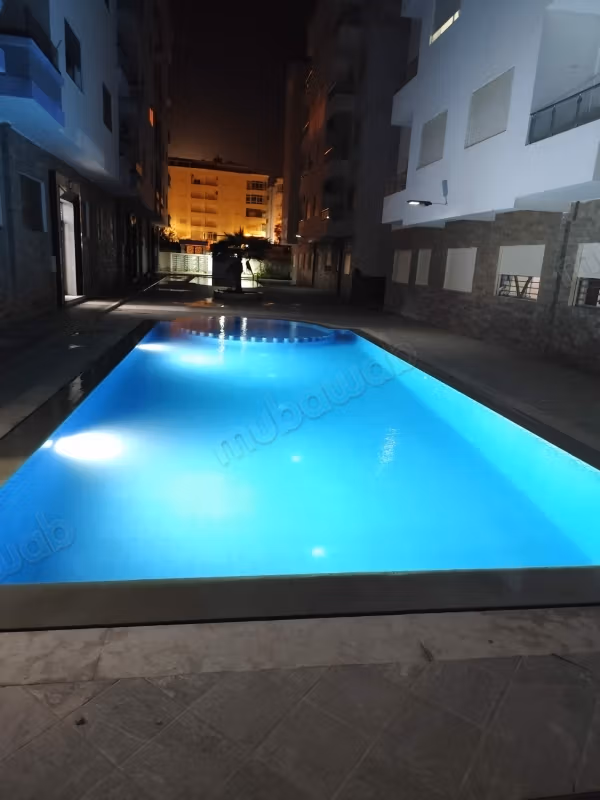 Appartements à louer à M'diq. Superficie totale 100 m². Balcon et jardin