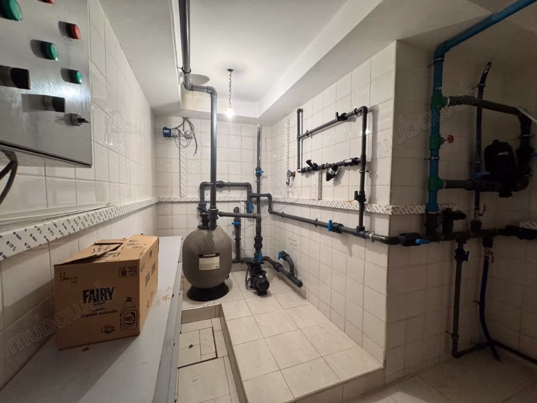 Luxe villa te koop bij golf Argane. 6 comfortabele kamers. Goed ingericht