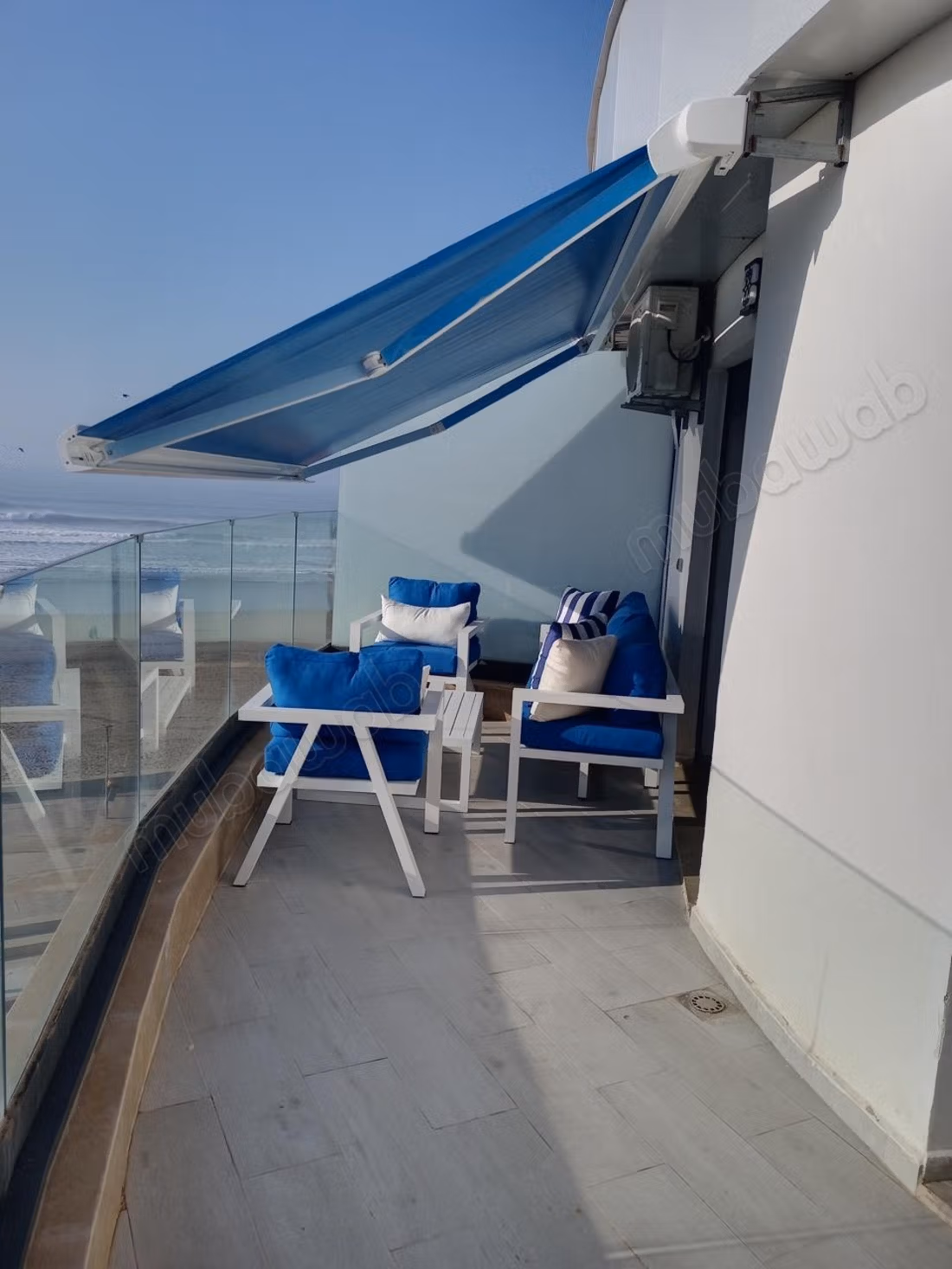 Appartement pieds dans l’eau, 100% vue sur mer