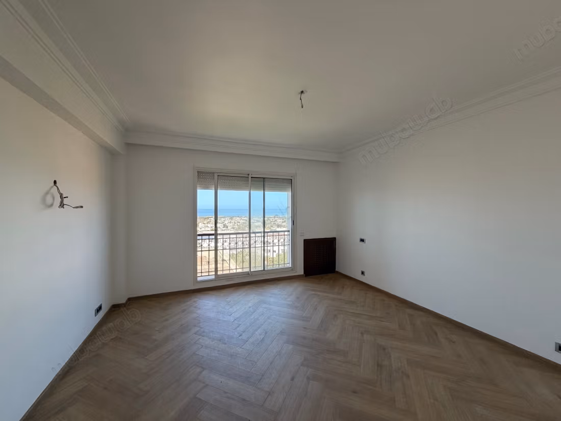 Apartment for rent in Ain Diab. 3 beautiful rooms