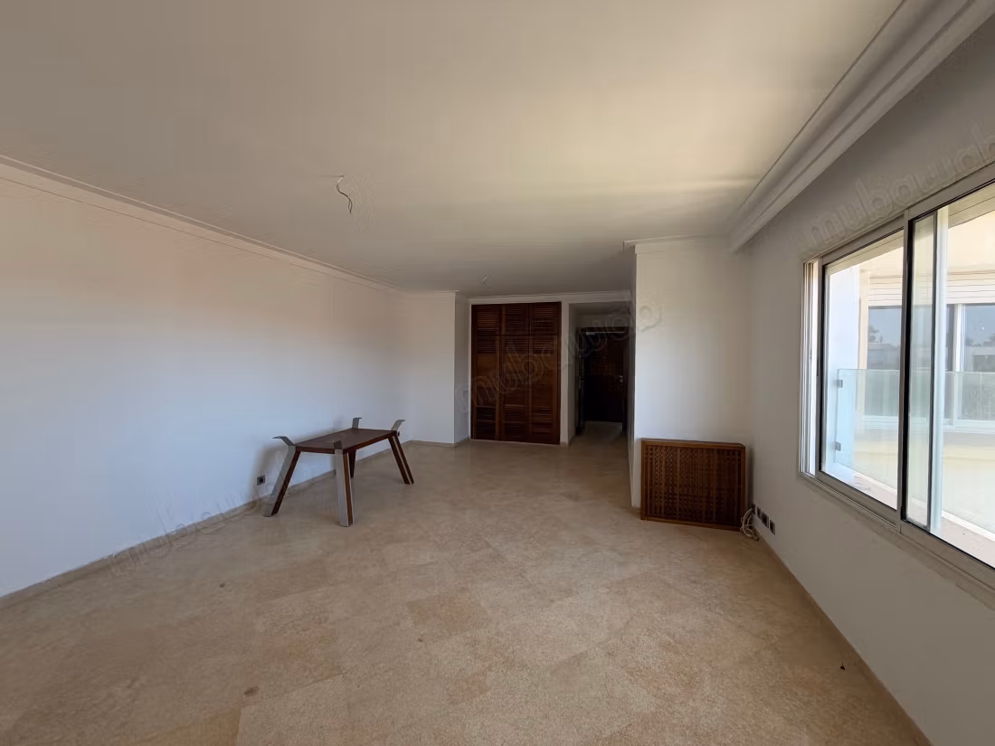 Apartment for rent in Ain Diab. 3 beautiful rooms