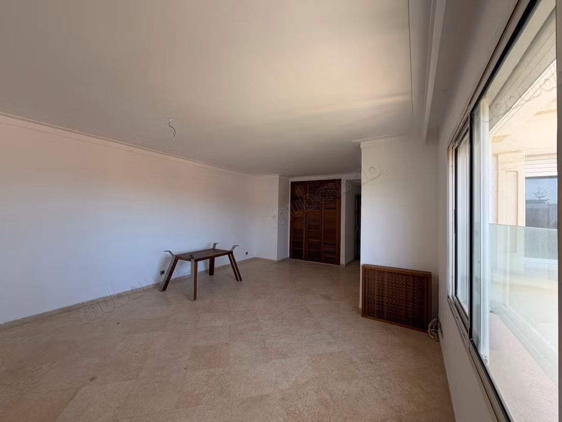 Apartment for rent in Ain Diab. 3 beautiful rooms