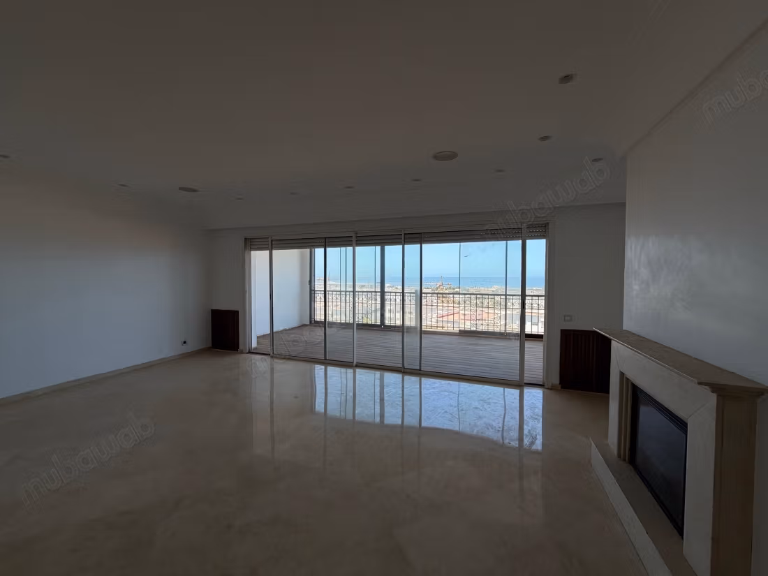 Apartment for rent in Ain Diab. 3 beautiful rooms