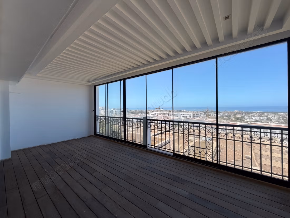 Apartment for rent in Ain Diab. 3 beautiful rooms