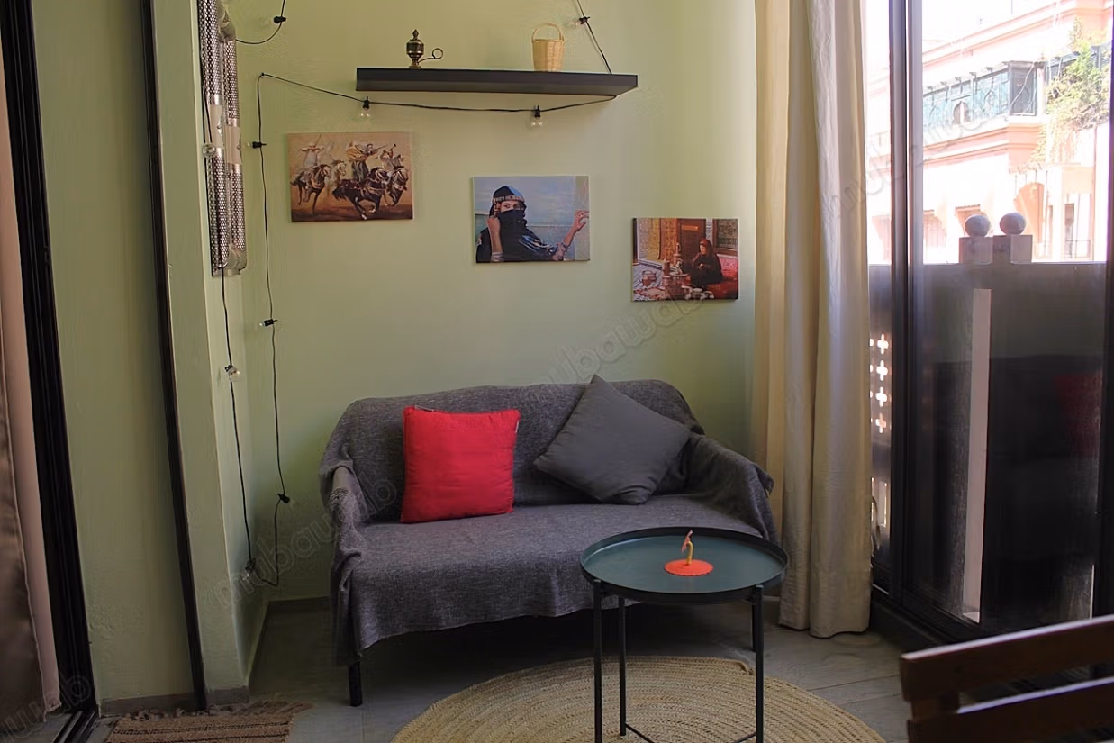 Pleasant 56m² studio well located