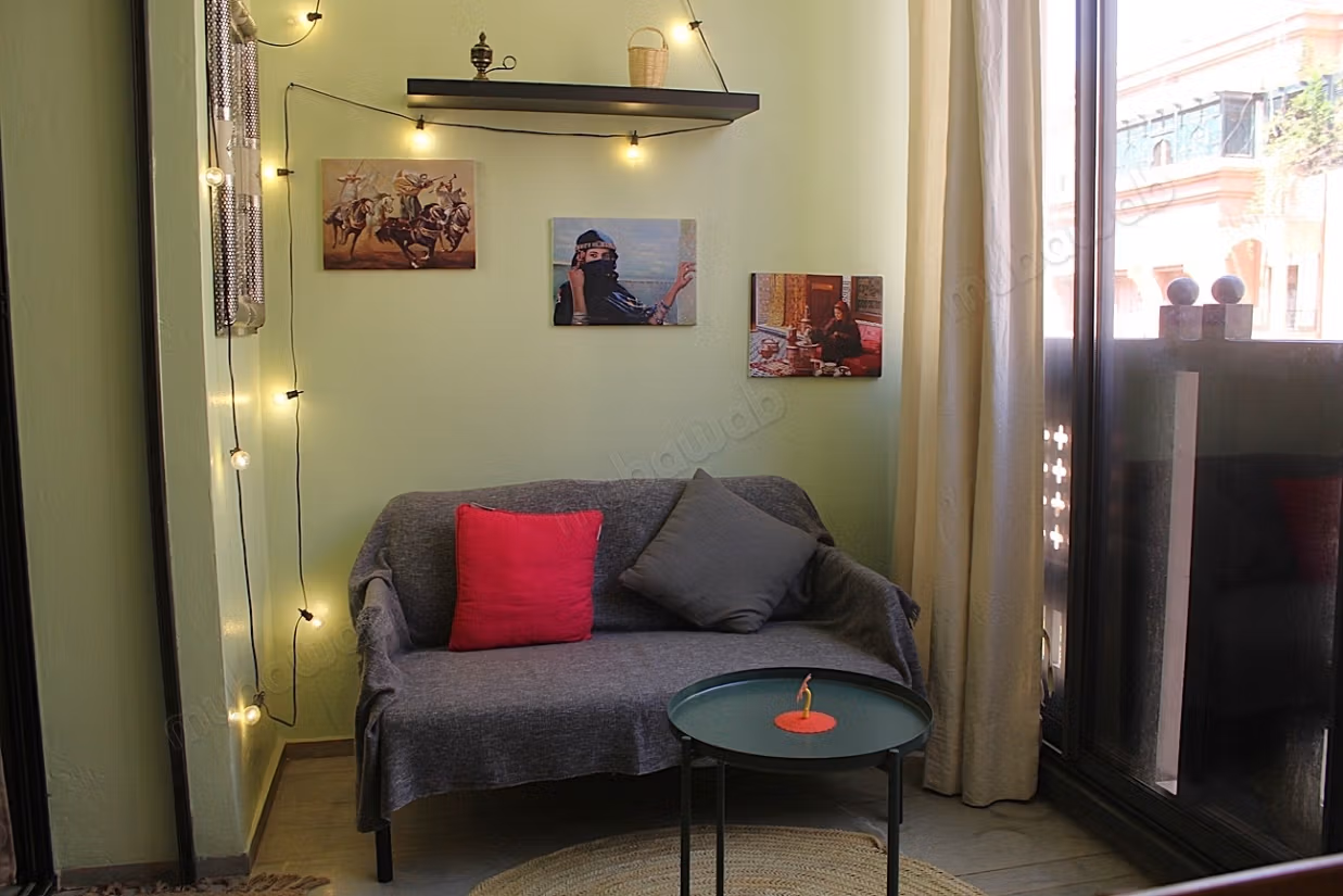 Pleasant 56m² studio well located