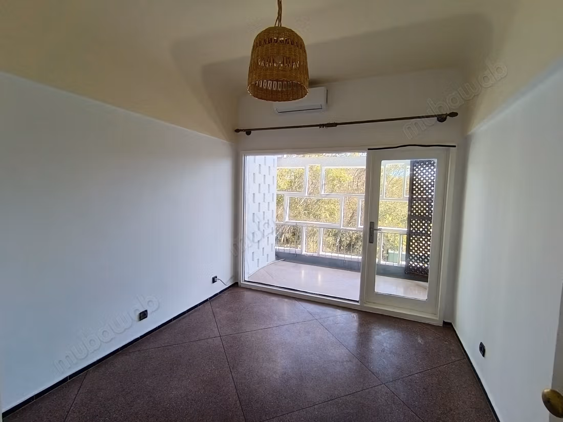 Magnificent unfurnished apartment for rent in Agdal