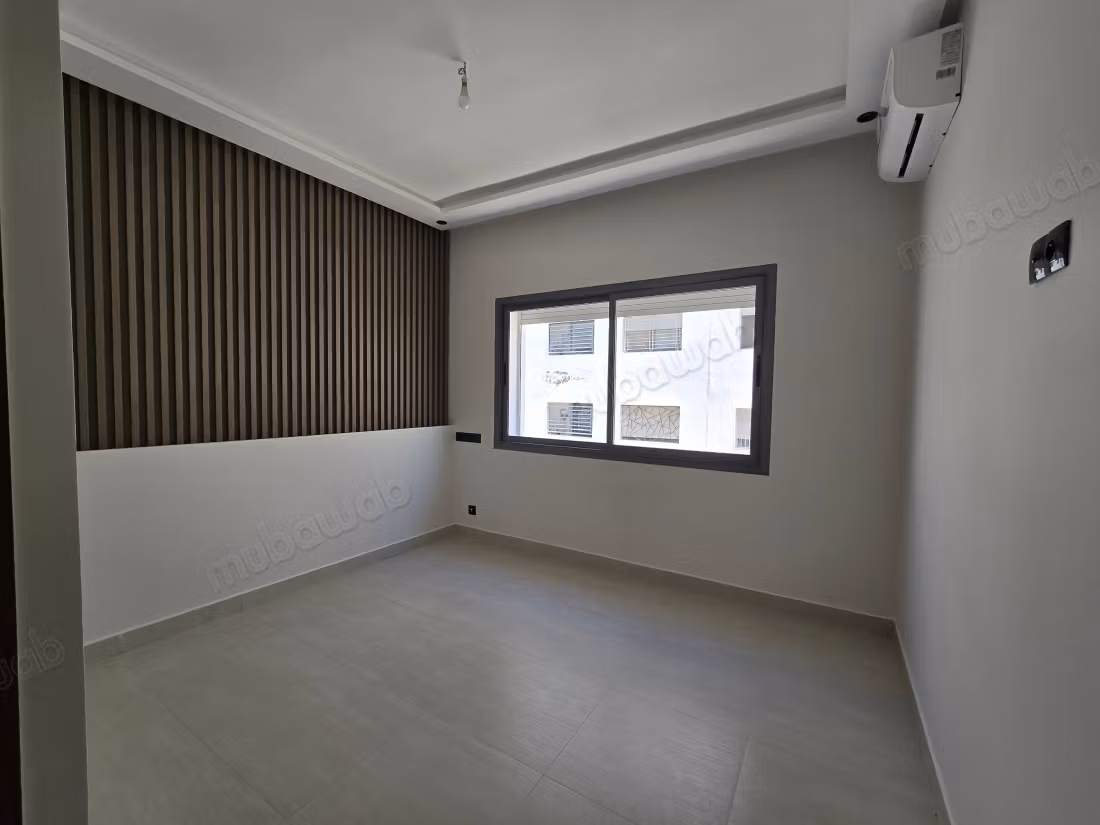 Renovated 3-bedroom apartment