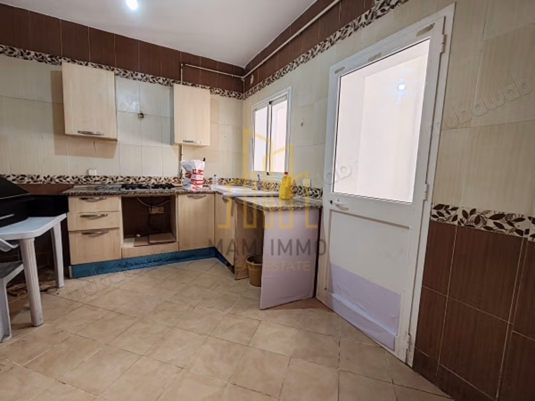 In vendita un appartamento S2 a Cité El Wahat L’aouina