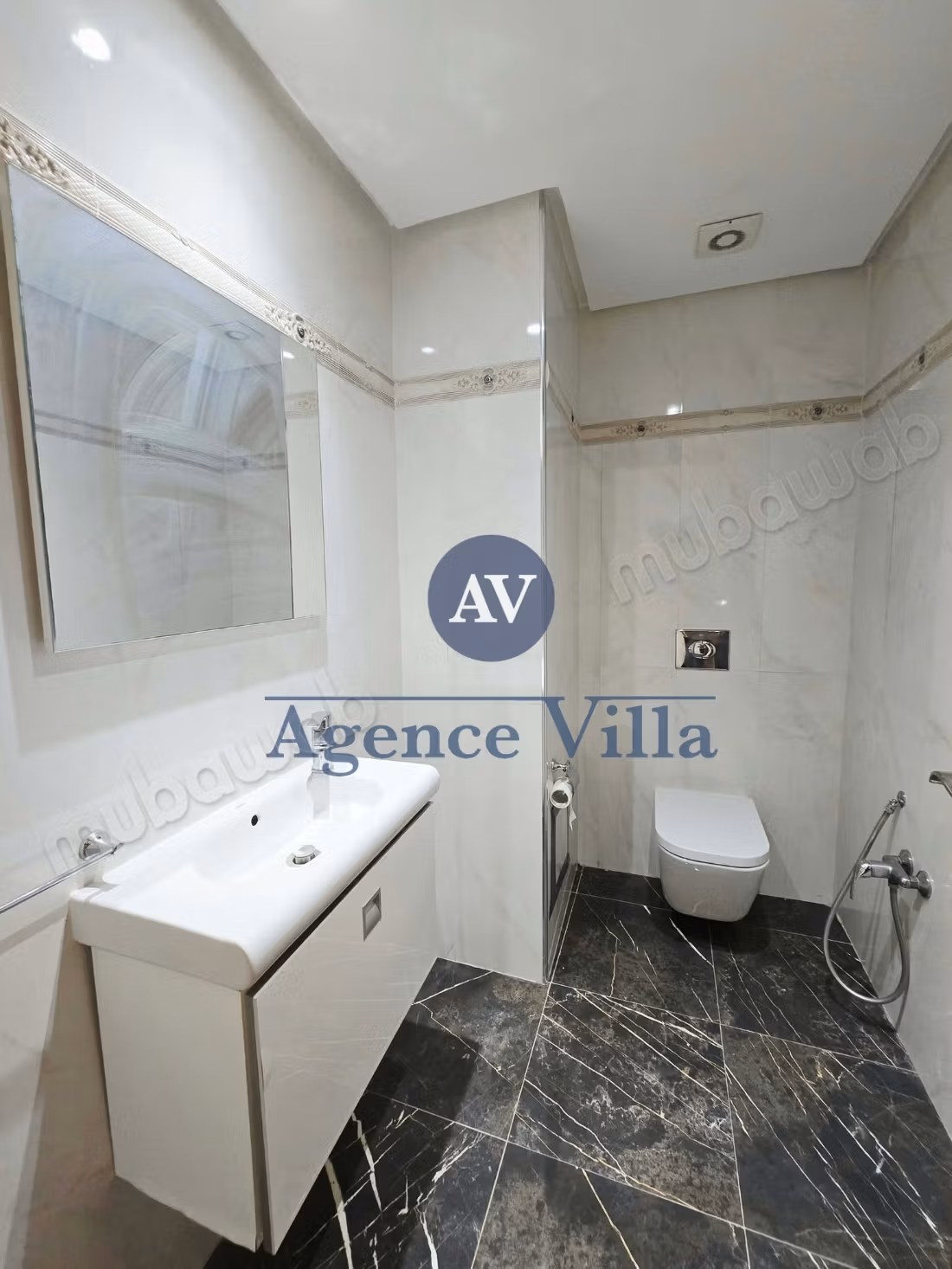 A louer appartement s2 aux jardins de Carthage