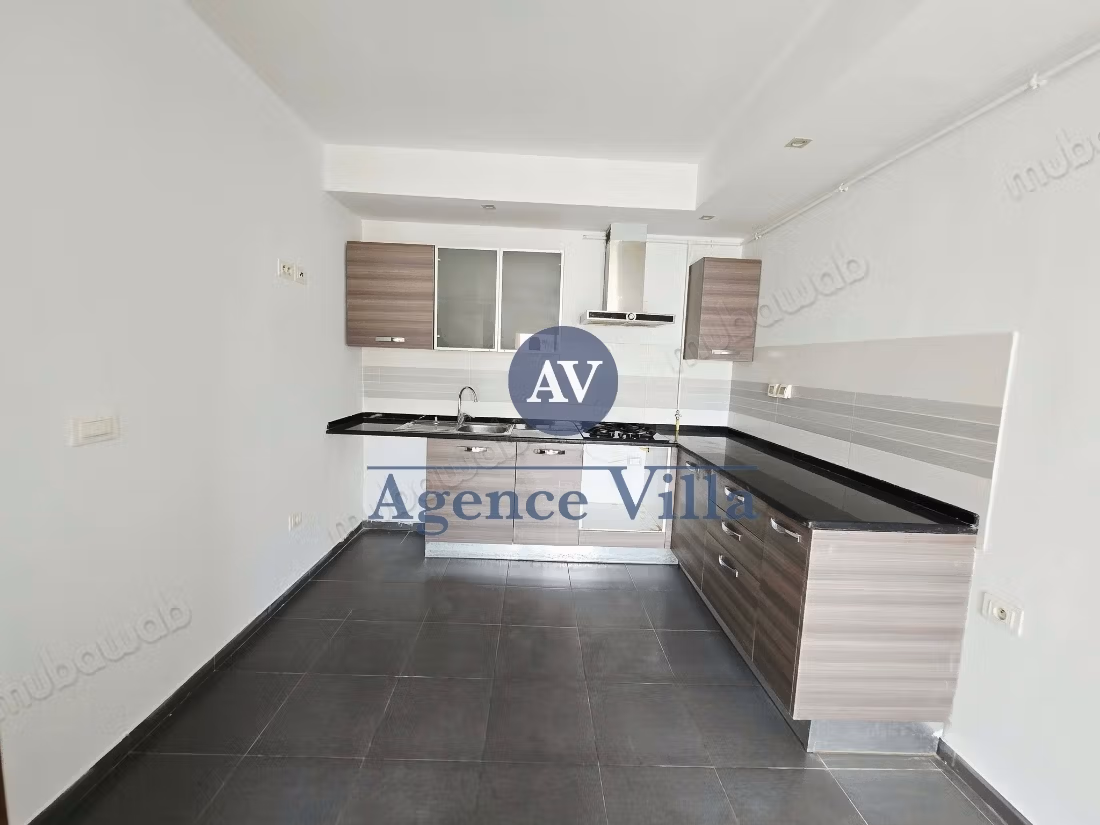 A louer appartement s2 aux jardins de Carthage