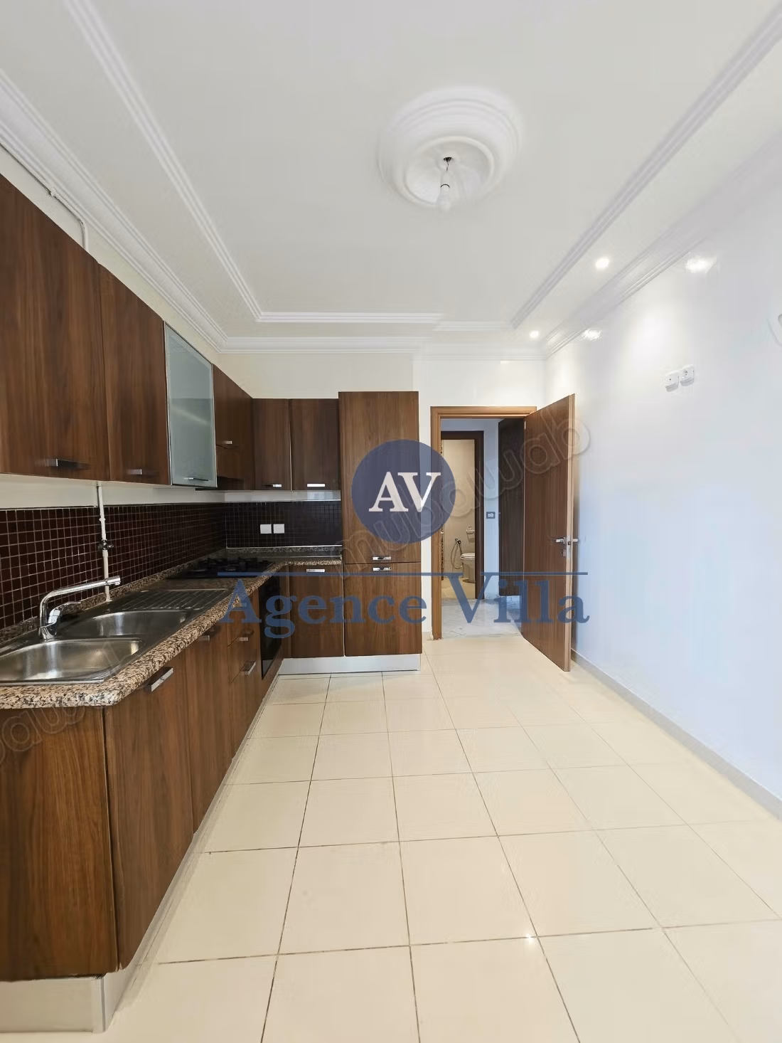 A louer un appartement s3 Ain Zaghouan Nord