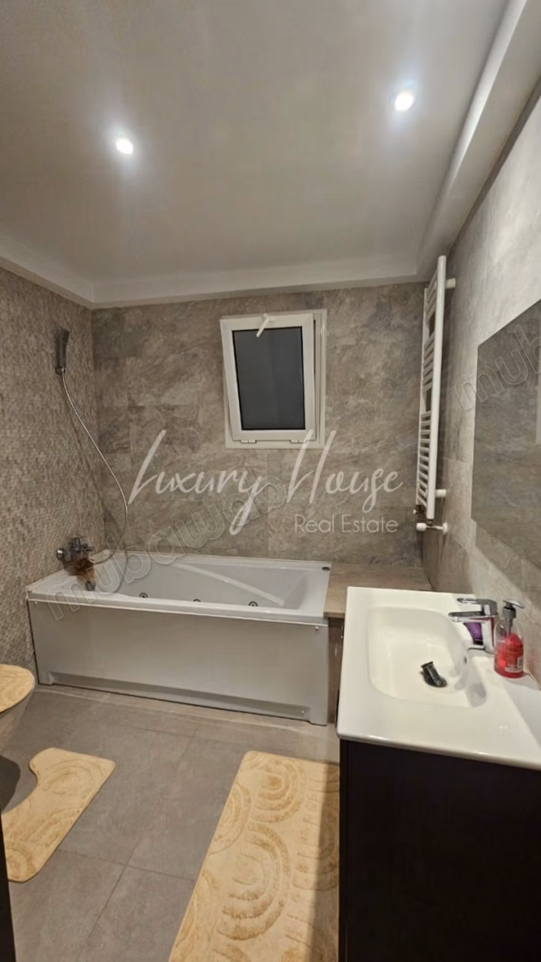 Appartement S2 meublés aux Jardins de Carthage