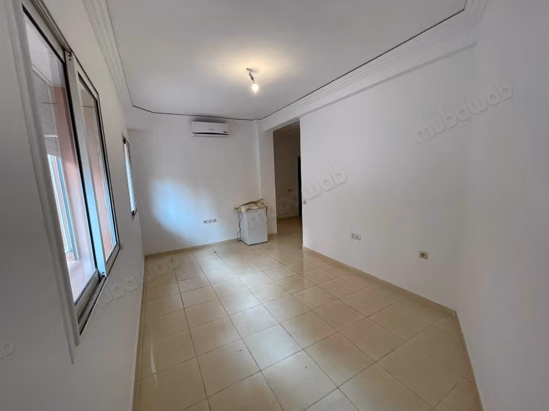 Studio te Koop gelegen nabij Marjan