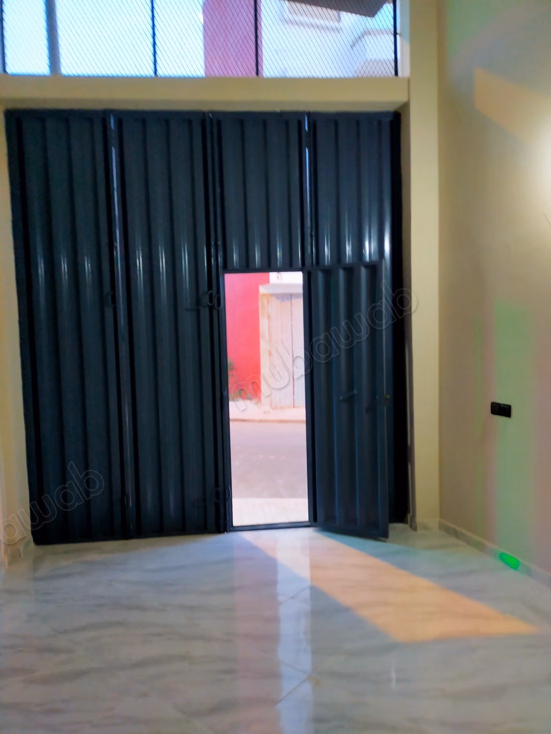 A Vendre garage 14 m2 a haut Anza taddart Agadir