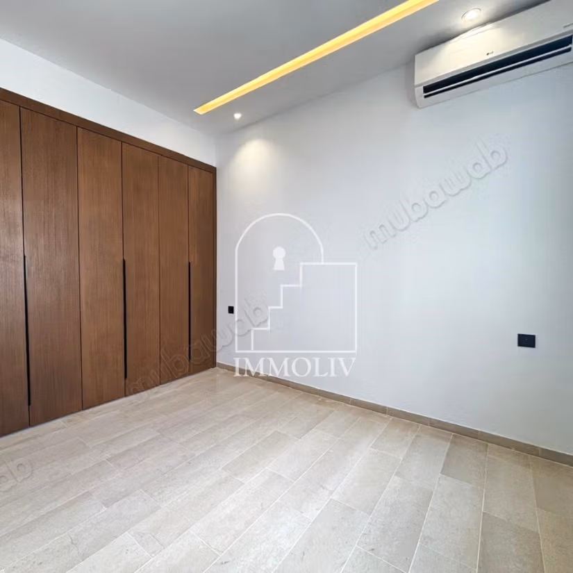 A vendre un Appt S3 neuf à la Soukra