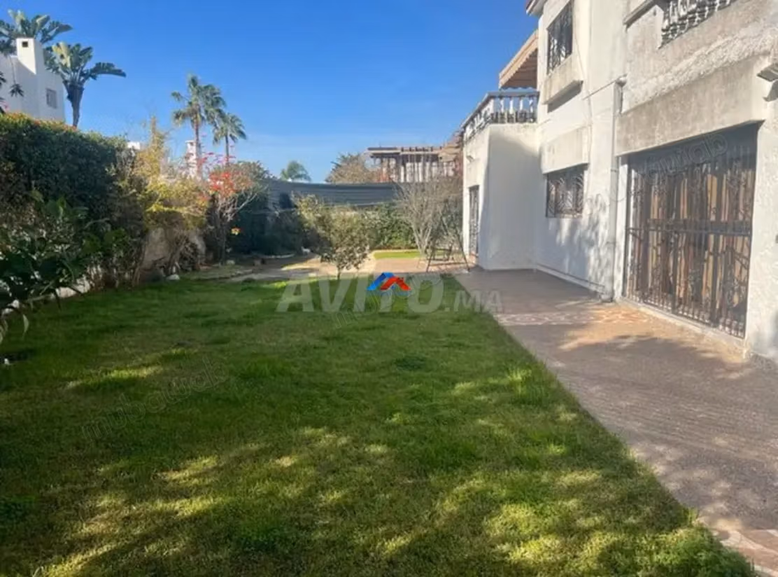 Villa en venta Olm Souissi Rabat